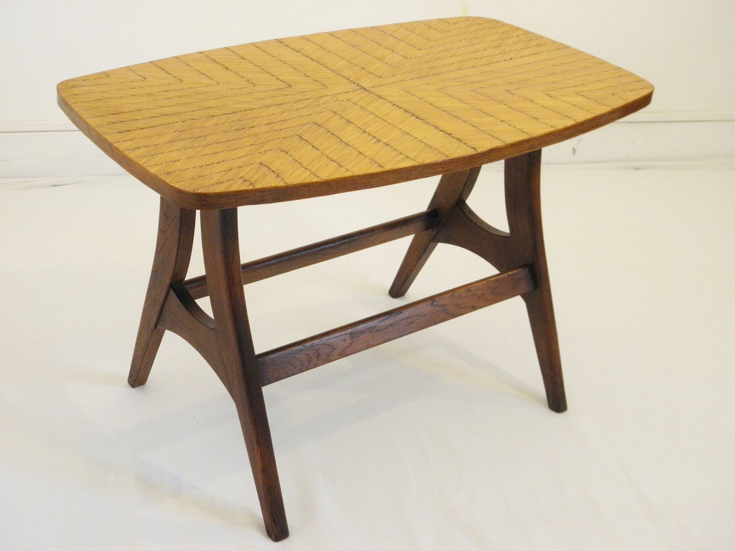 Table low vintage 1960
