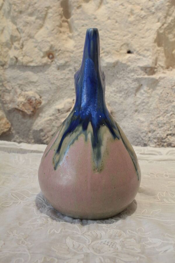 Vase, ou pichet, en grès émaillé tête d'oiseau vers 1920