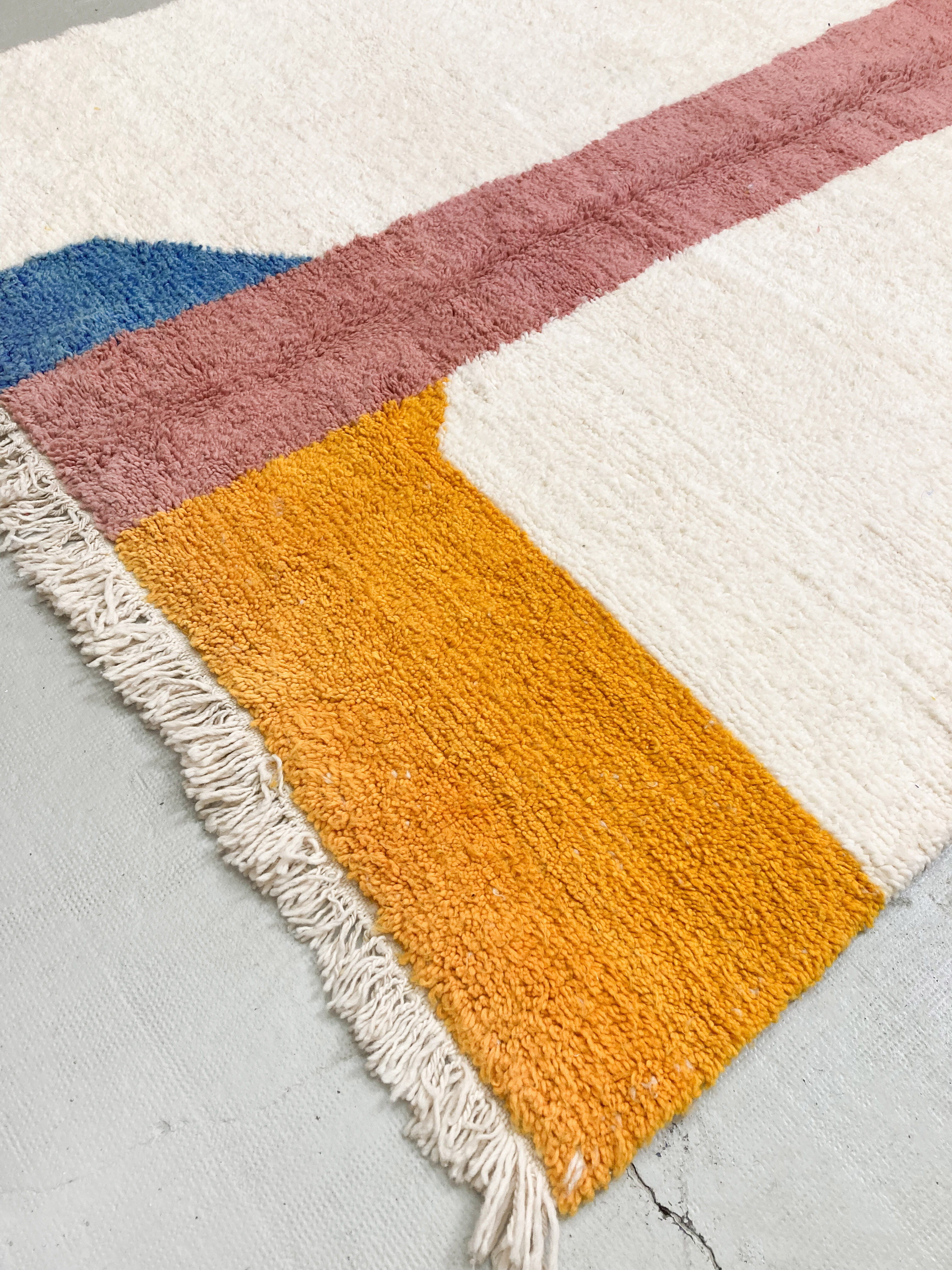 Moroccan Berber carpet beni ouarain ecru with colorful patterns 143x110cm