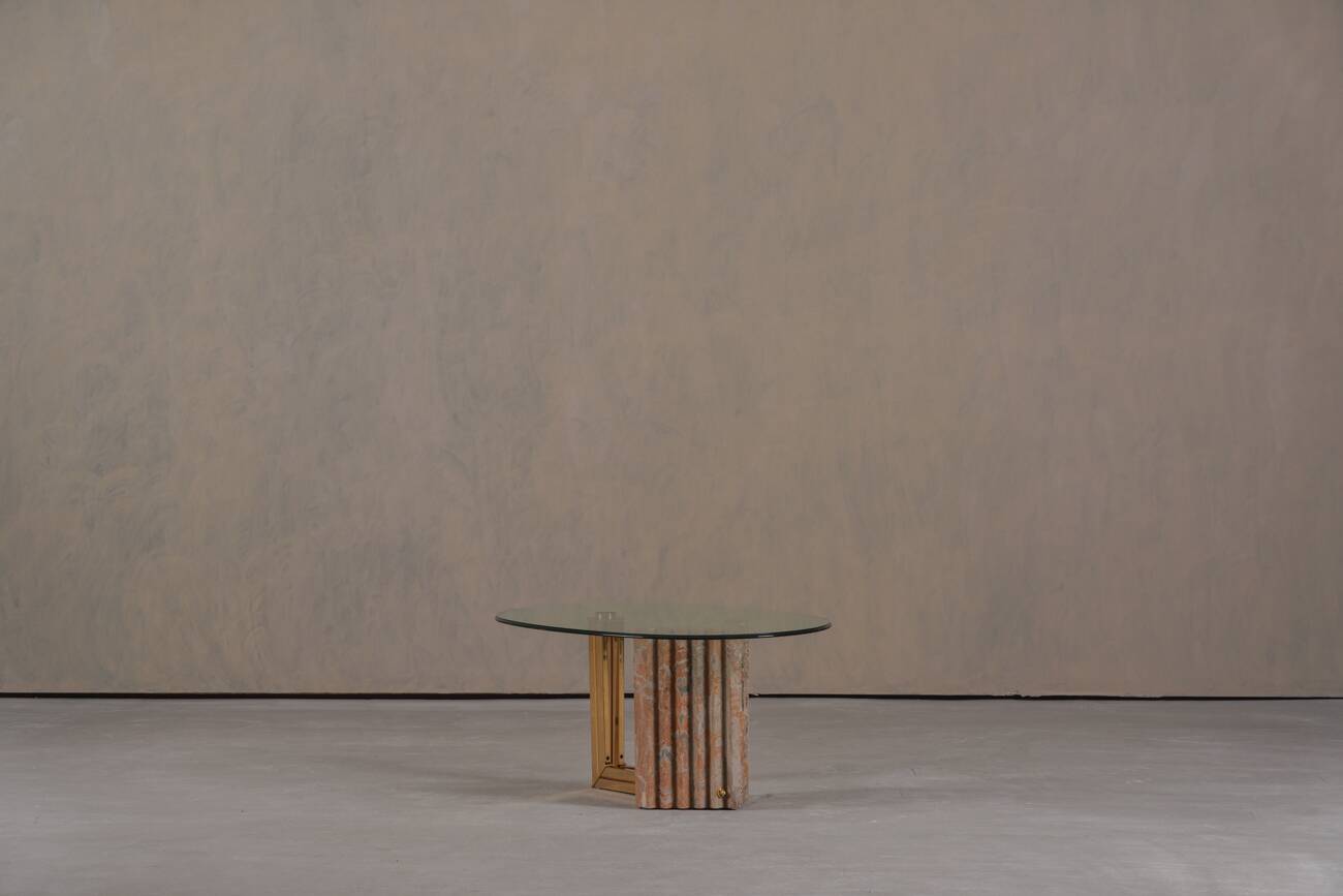 Table basse en marbre et laiton par Italo Valenti, Italie, années 1970.