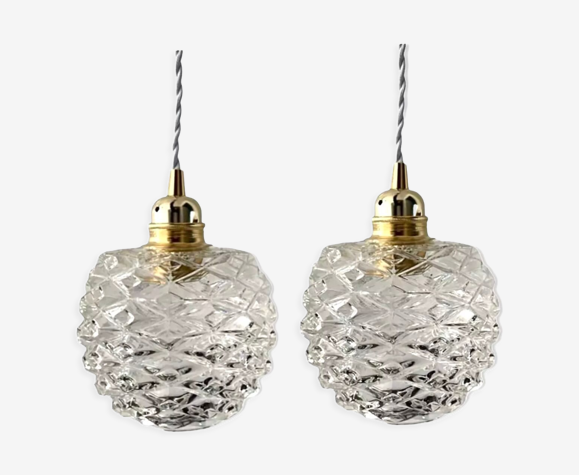 Lot de deux baladeuses vintage en verre ciselé électrifiées à neuf