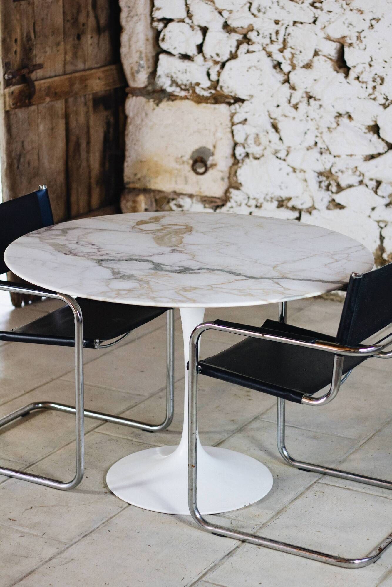 Marble tulip table by Eero Saarinen for Knoll International, 1970