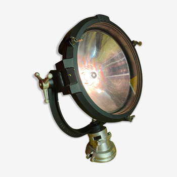 Table projector lamp