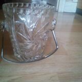 Glass ice bucket in good condition