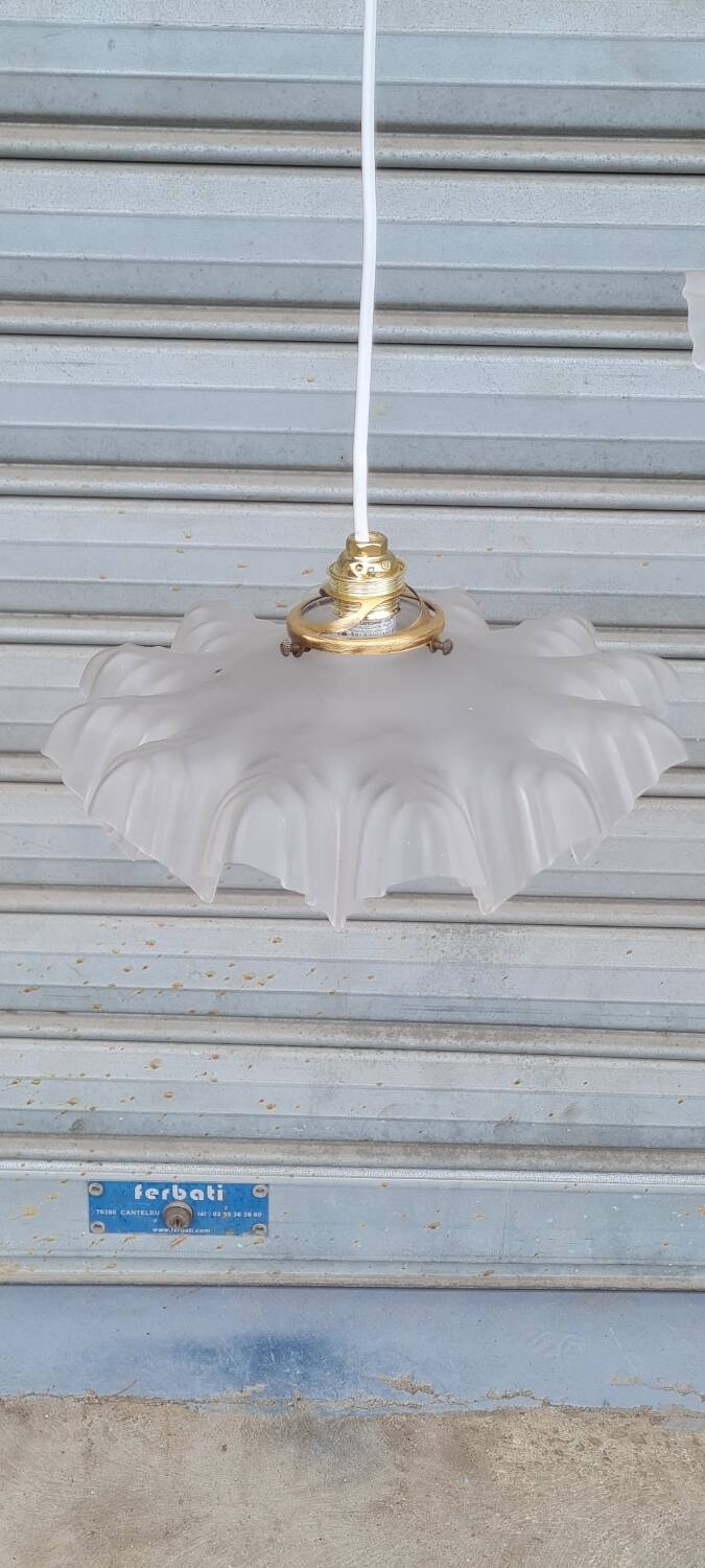 Paire de suspensions en verre poli