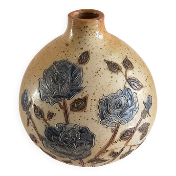 Ceramic lamp base with floral pattern, signed.