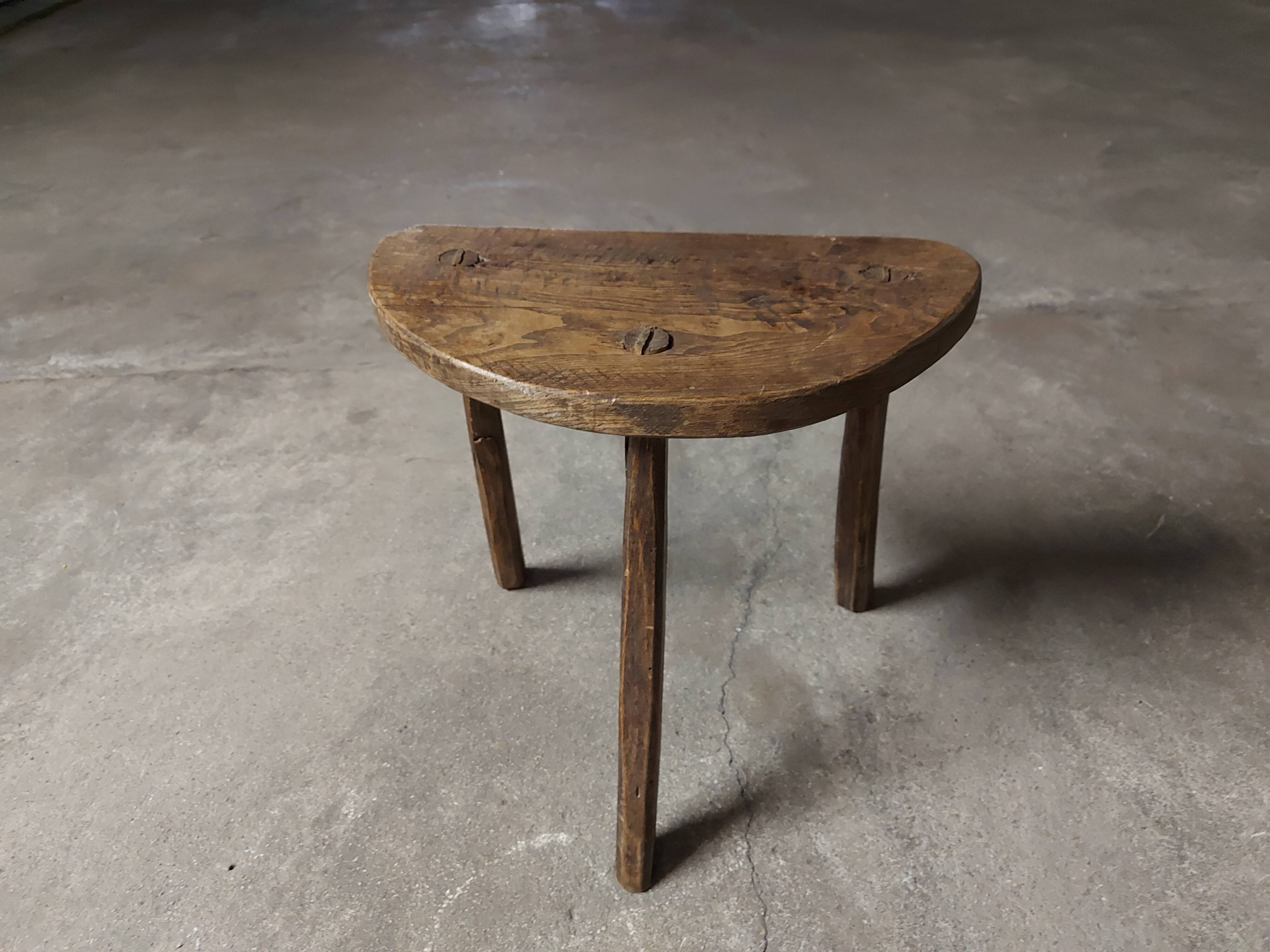 Milking tripod wooden stool