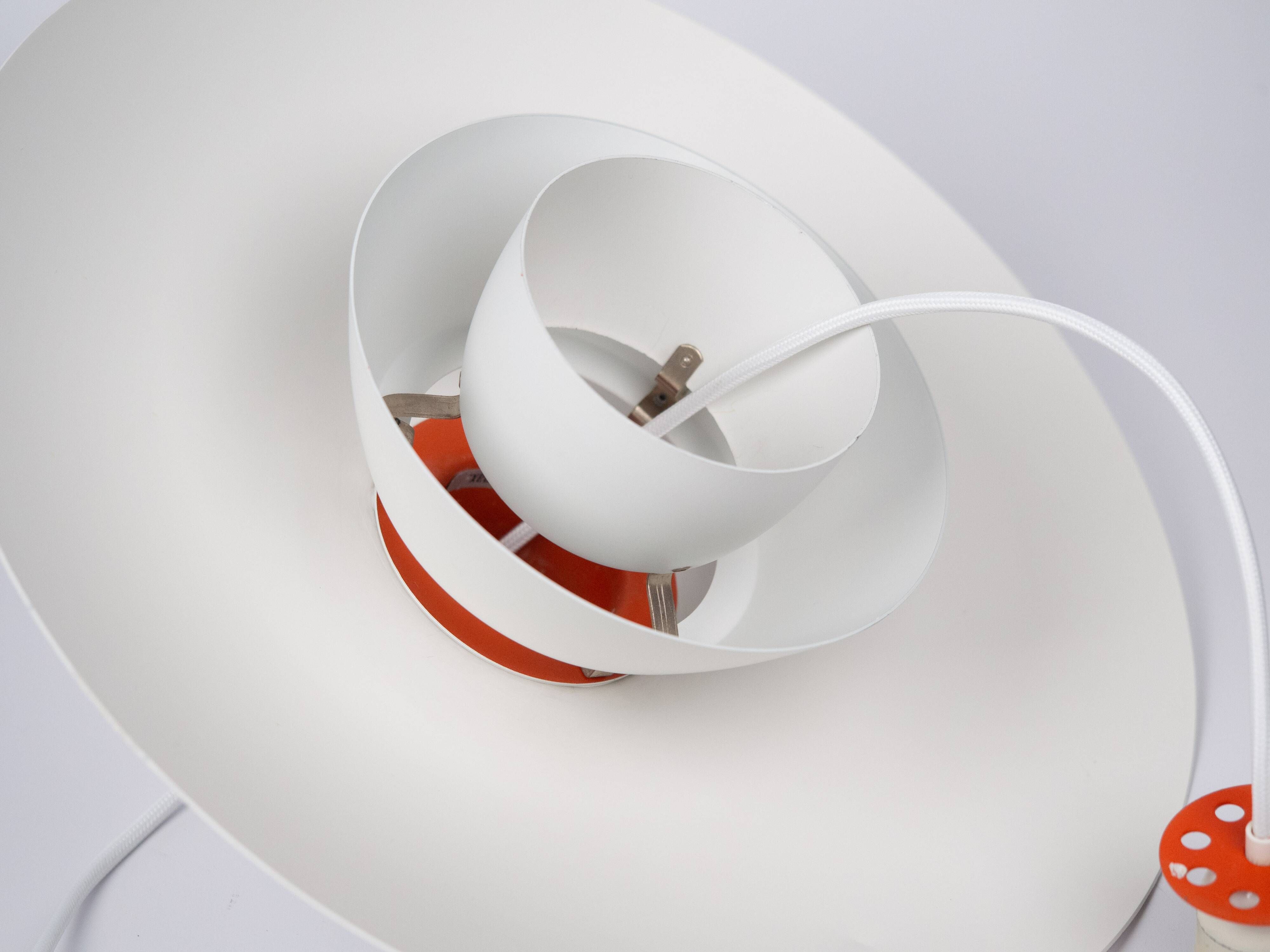 Suspension danoise PH 4/3 par Poul Henningsen, Louis Poulsen, 1966