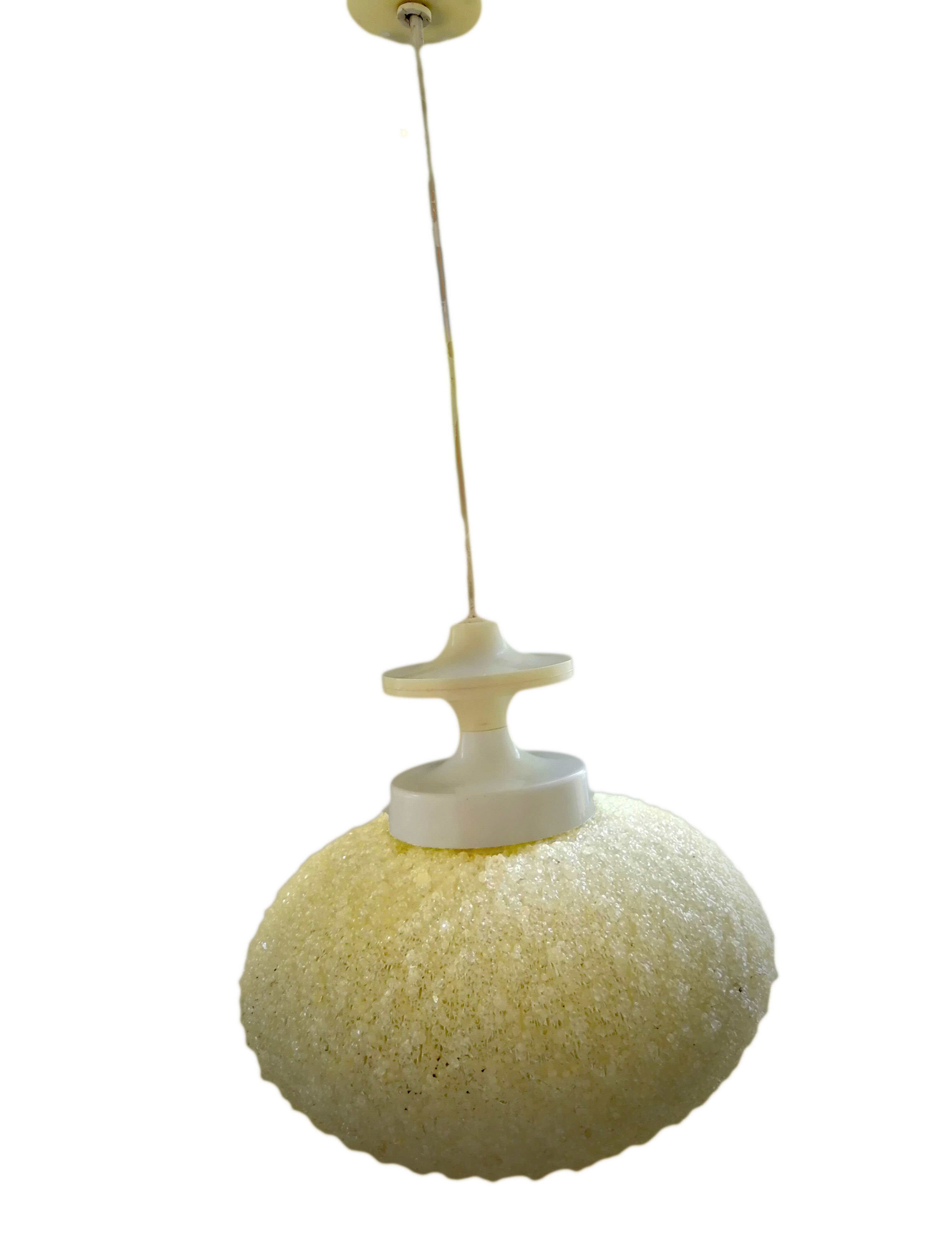Suspension en perspex 1960