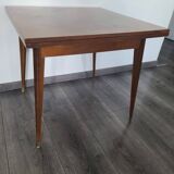 Vintage vitrified portfolio table