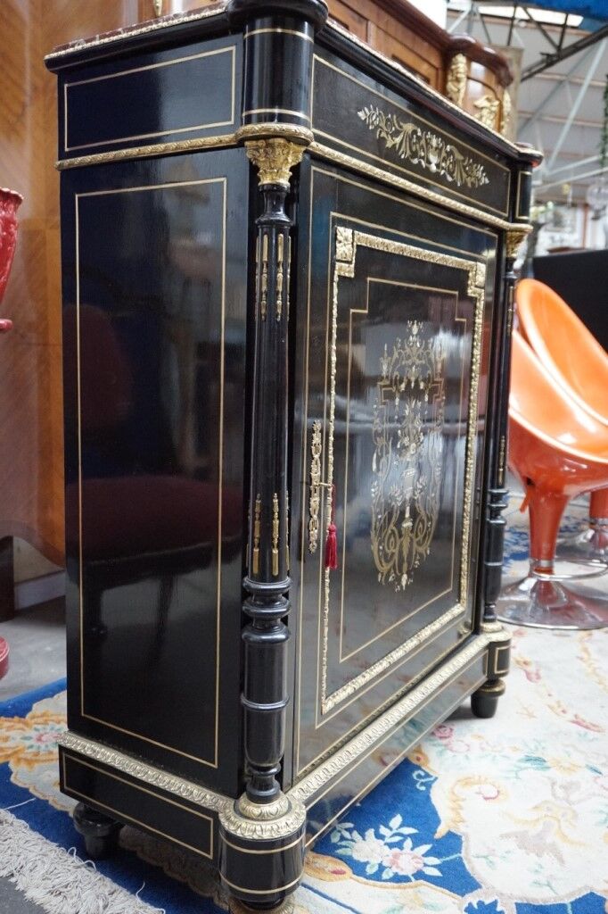 Cabinet Napoleon III blackened
