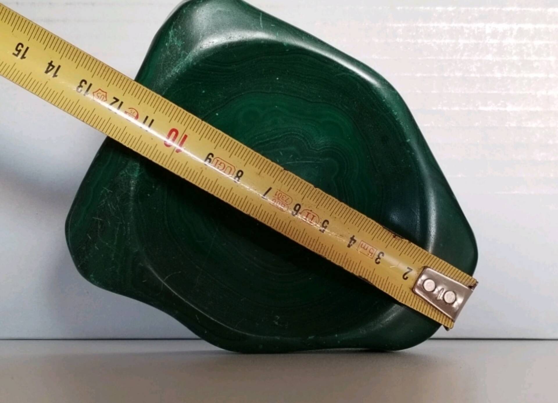Vide-poche en malachite naturelle du Congo