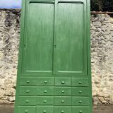 Ancien meuble d'atelier