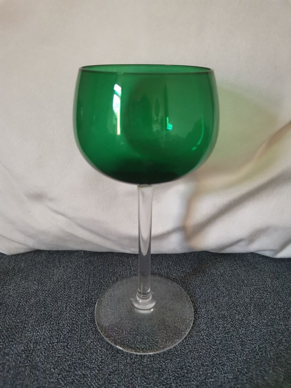 Multicolored stemmed glass assembly