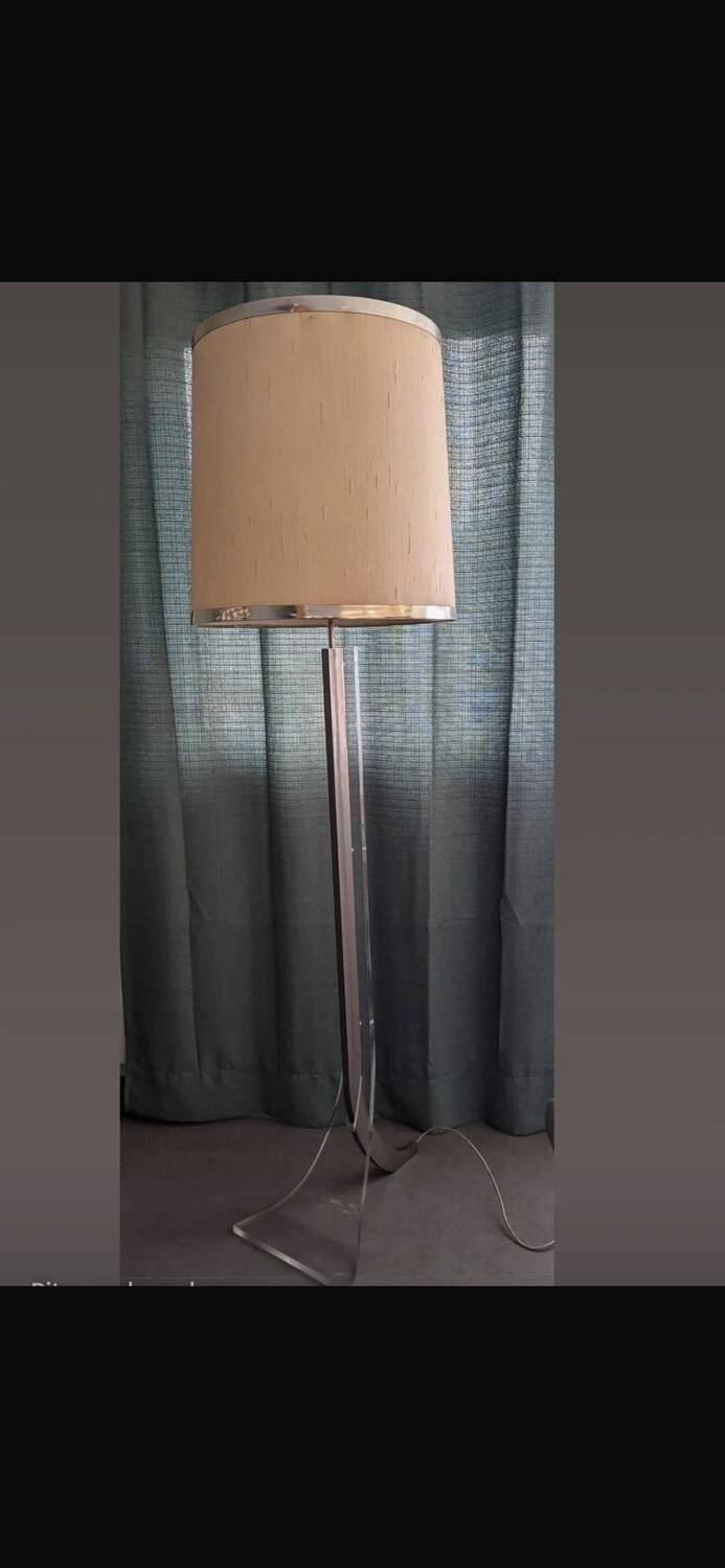 Plexiglass and chrome metal floor lamp by Philippe Jean, 1970s.