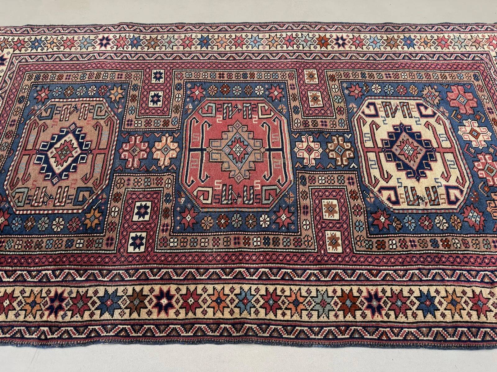Antique Caucasian rug 215x126 cm Lesghi Star tribal Kazak rug large 2522