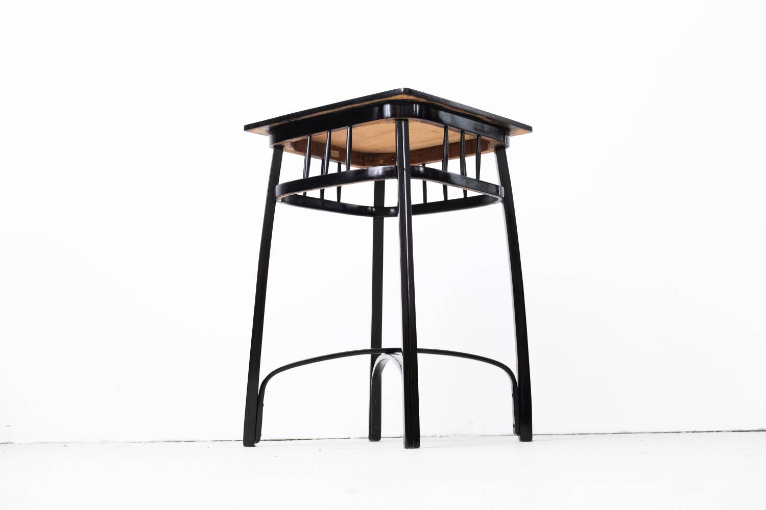 Table d'Appoint Art Nouveau/Jacob & Josef Kohn Modèle 616/T/Gustav Siegel