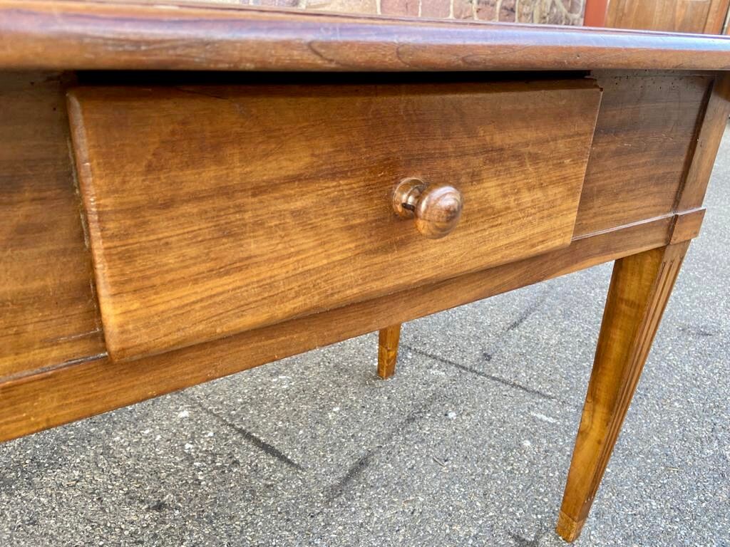 Alsatian farmhouse table Louis XVI walnut