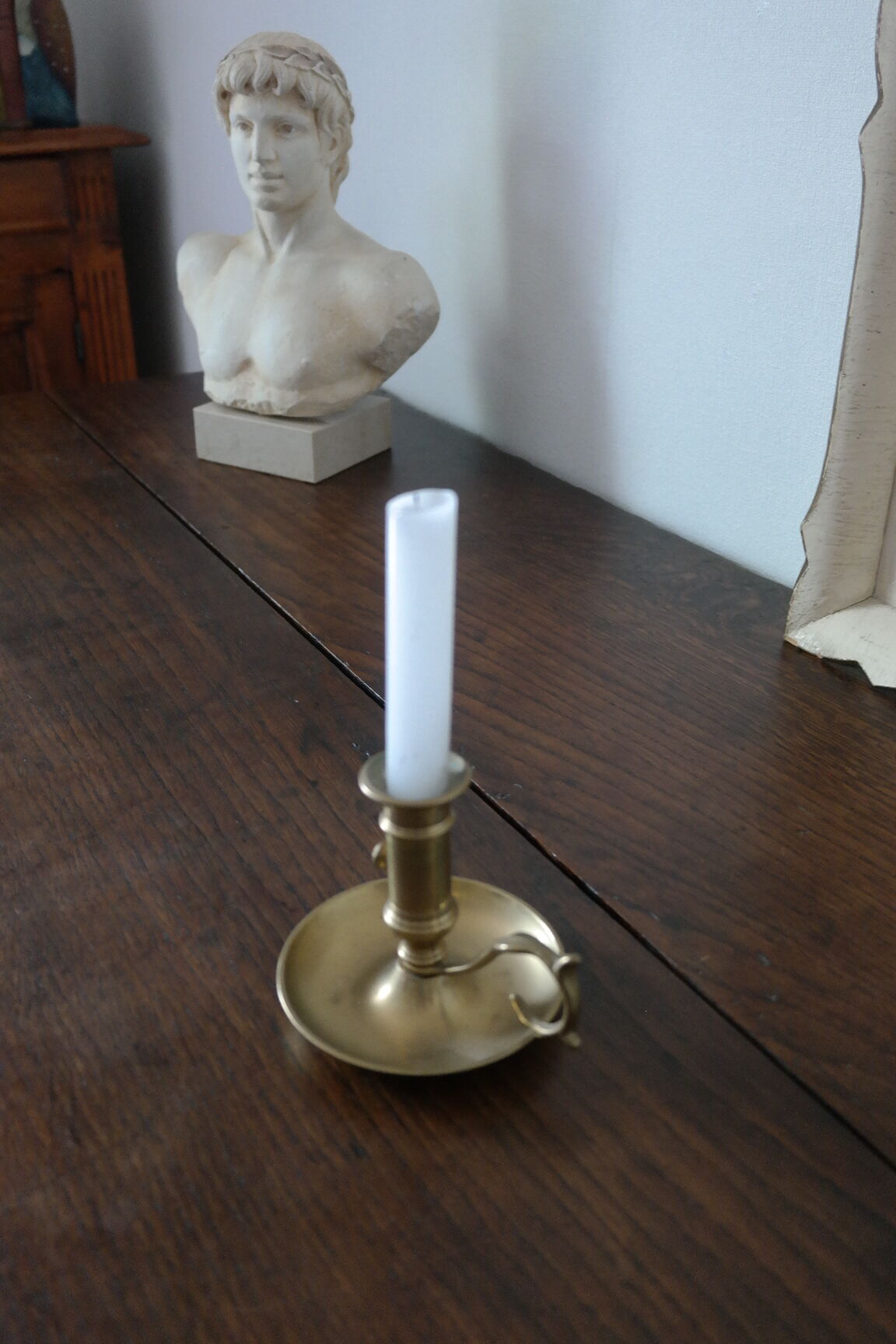 Commode arbalète campagnarde en chêne xxème