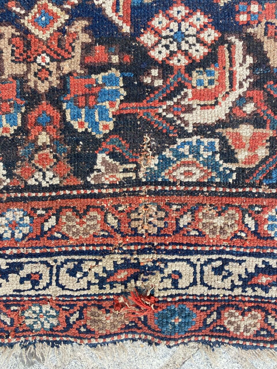 Handmade old Kurdish Persian carpet 135x276 cm