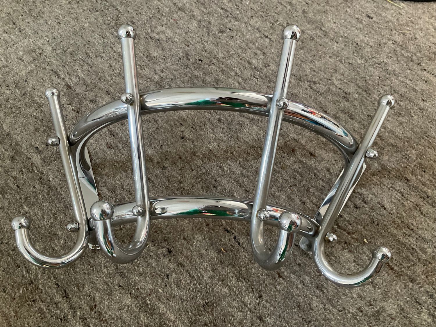 Circular chromed metal coat rack from the 50s-60s