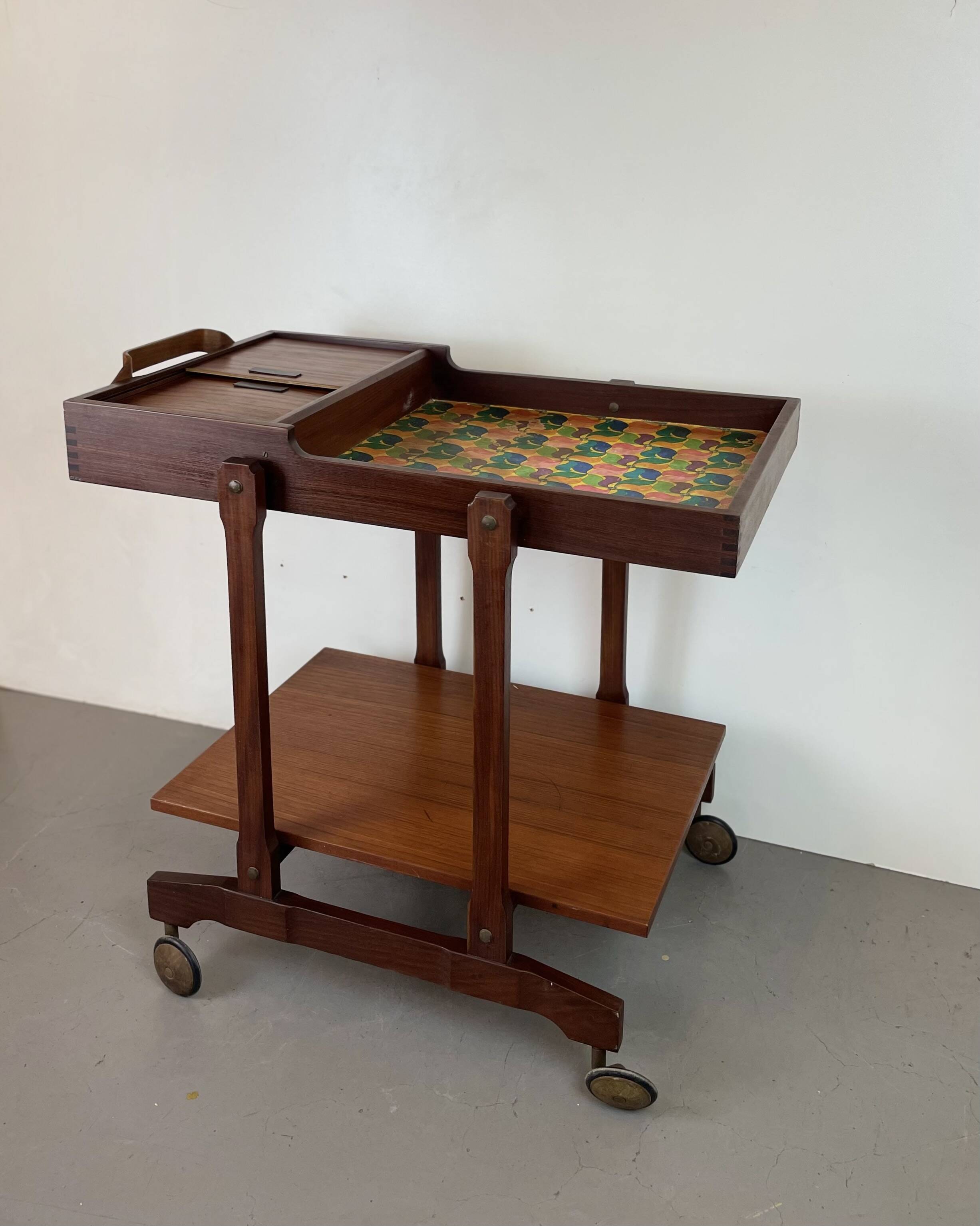 Mid-Century Italian Wooden Bar Trolley, 1960s
