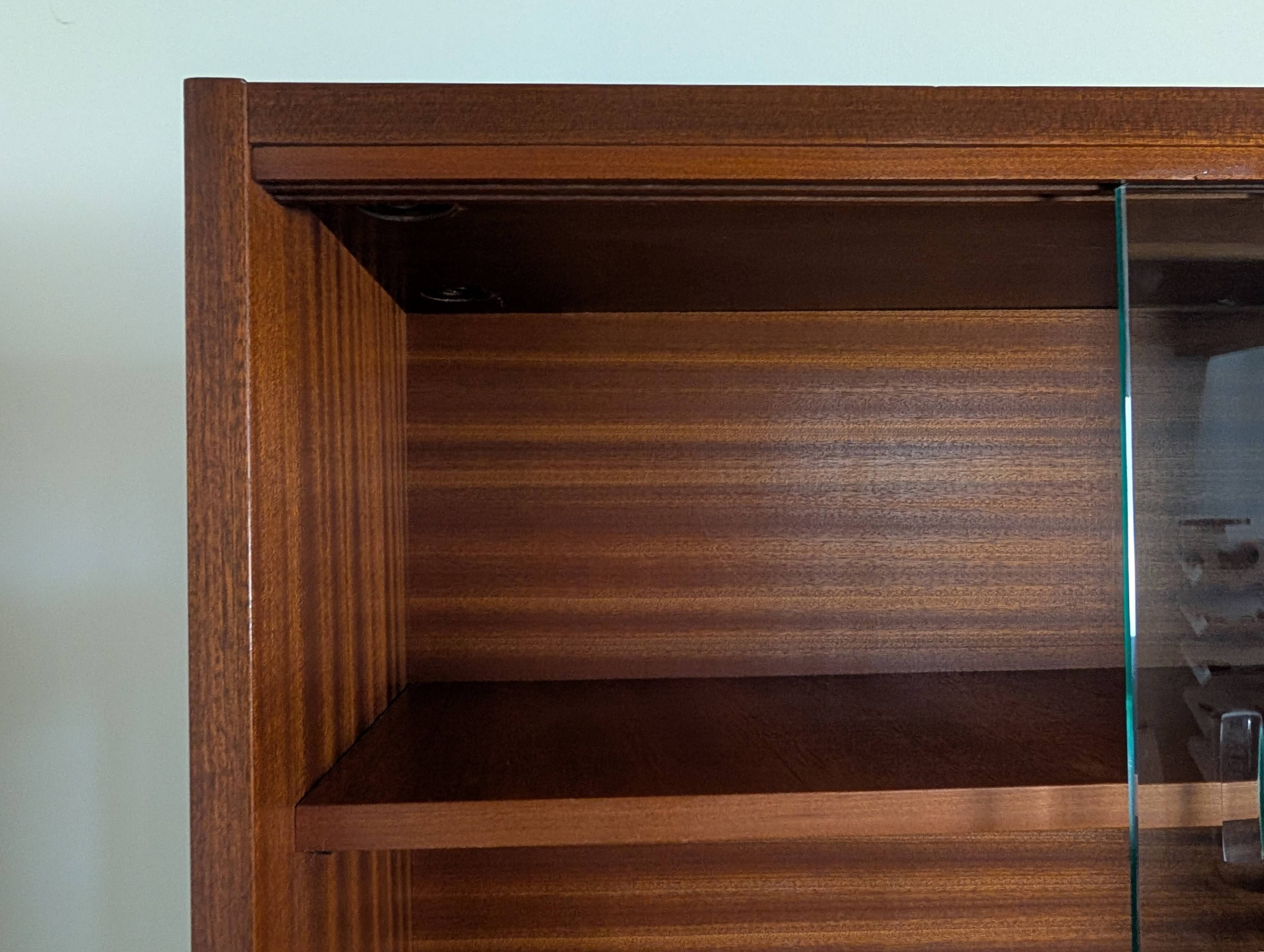 Buffet vitrine bibliothèque 60'