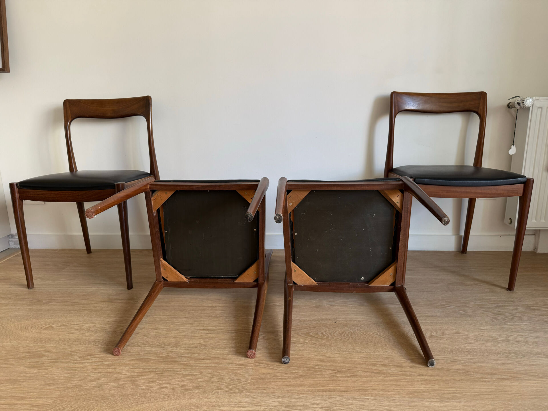 Chaises scandinaves en teck