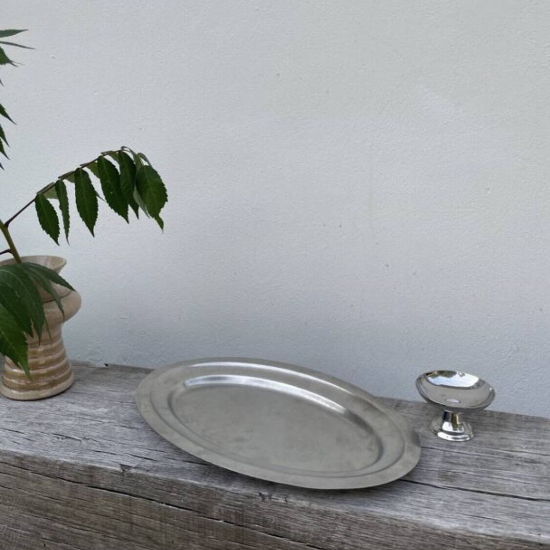 Oval silver-plated stainless steel dish by Rémy Letang