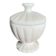 Bonbonnière opaline blanche