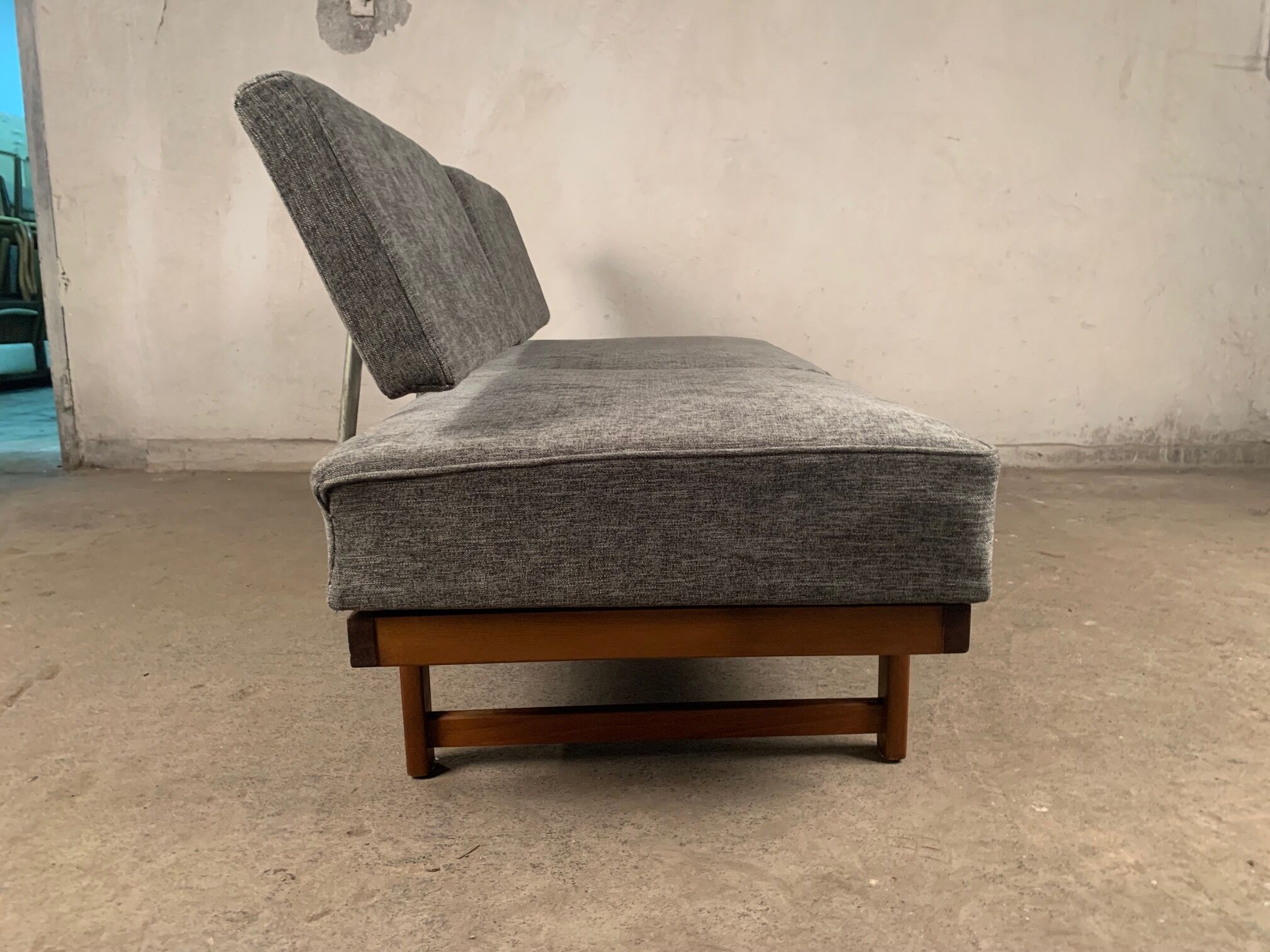 Stella sofa by Walter Knoll, Knoll, 1950s