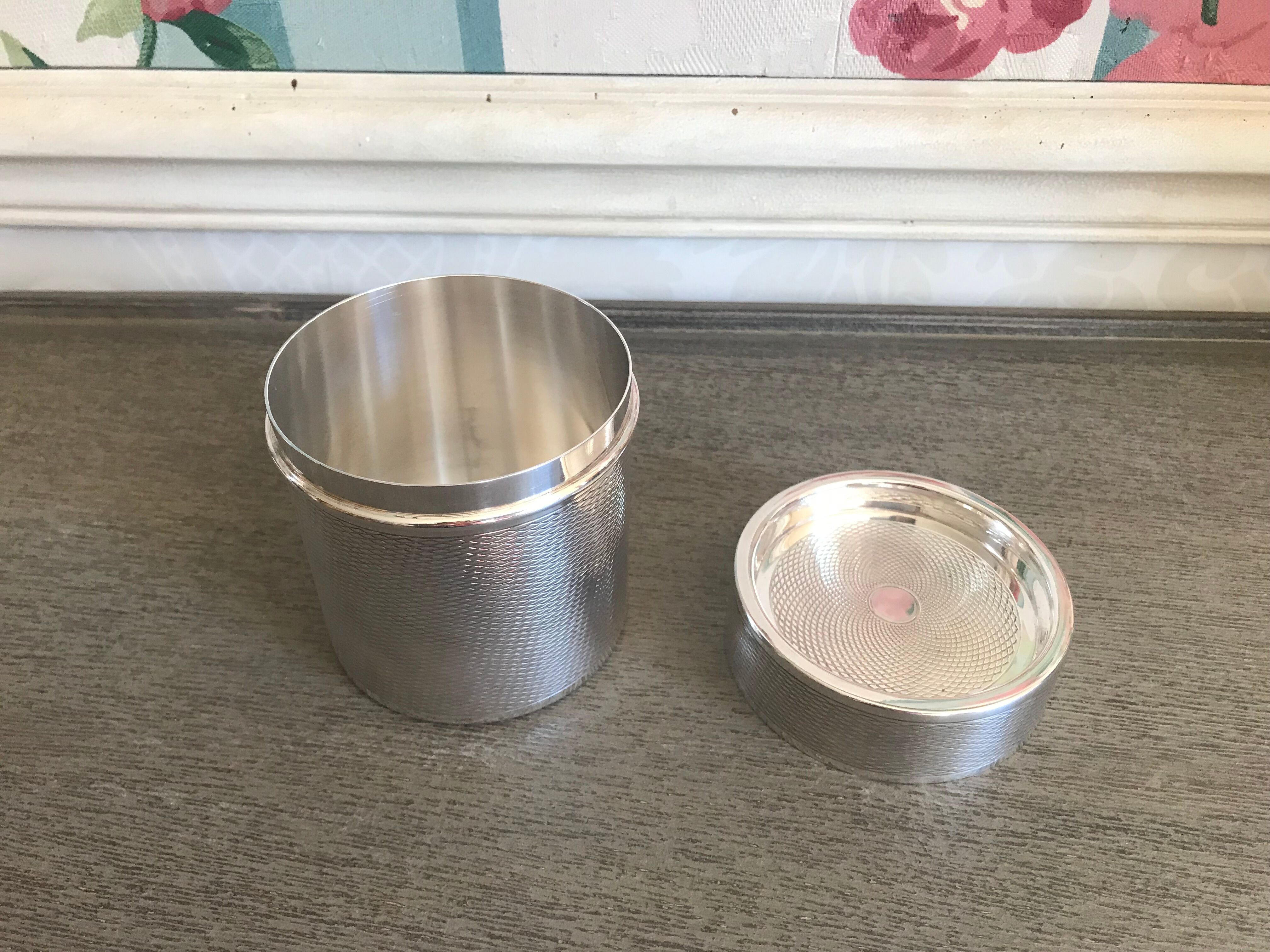 Cigarette box silver metal