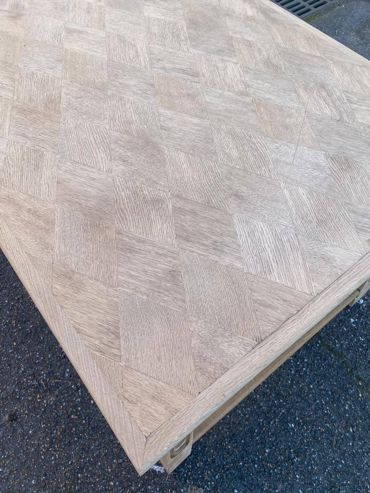 Renovated 19th-century Breton farmhouse dining table, extendable, in oak, 200-290 cm.