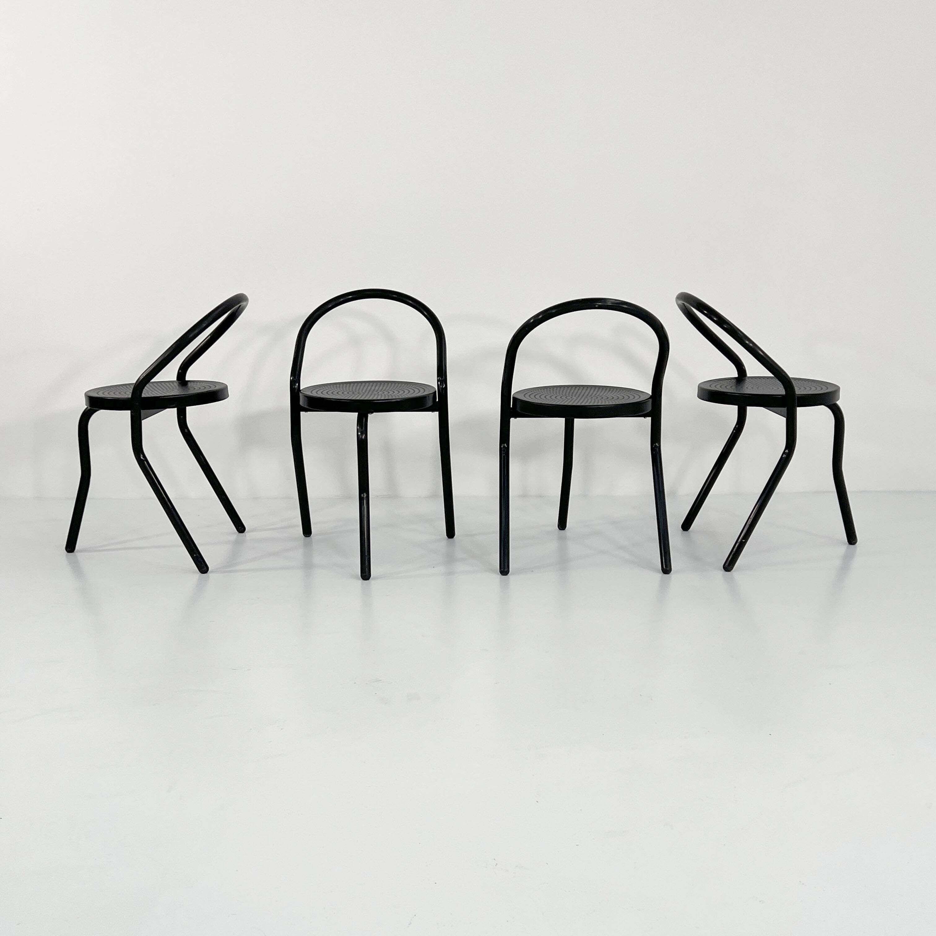 4 chaises en métal postmodernes, 1980