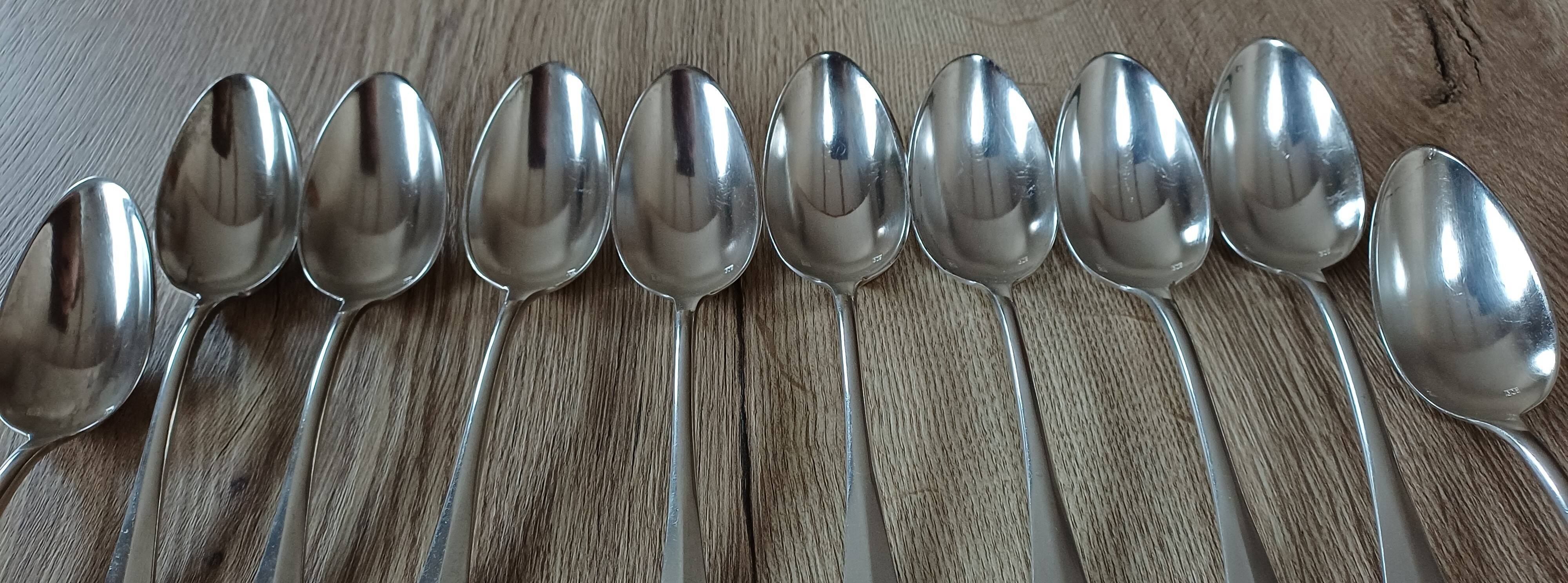 silver-plated cutlery set of 20 pieces
