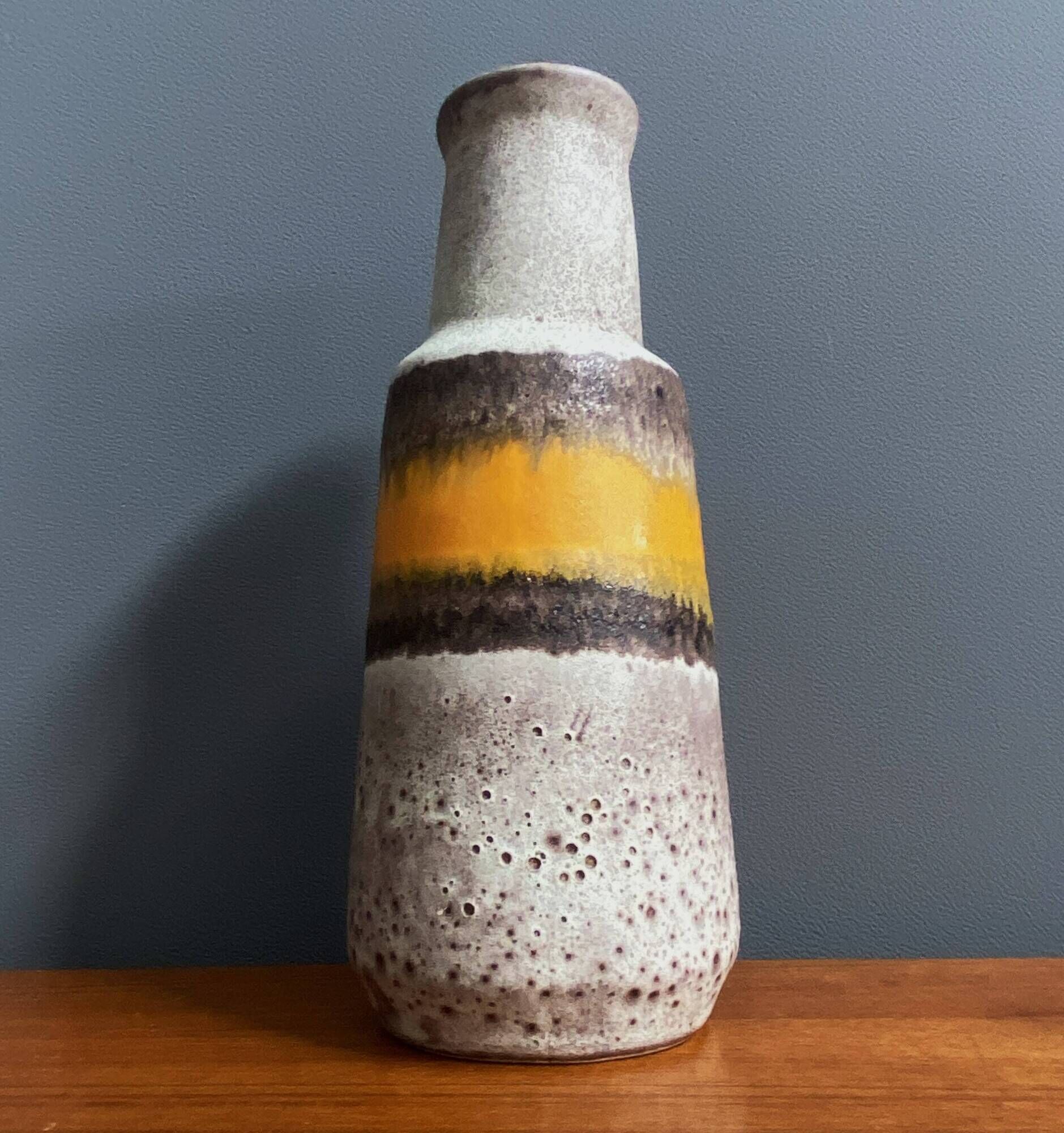 Oval U-keramik vase (uberlacker) model 14321, WGP 1960s