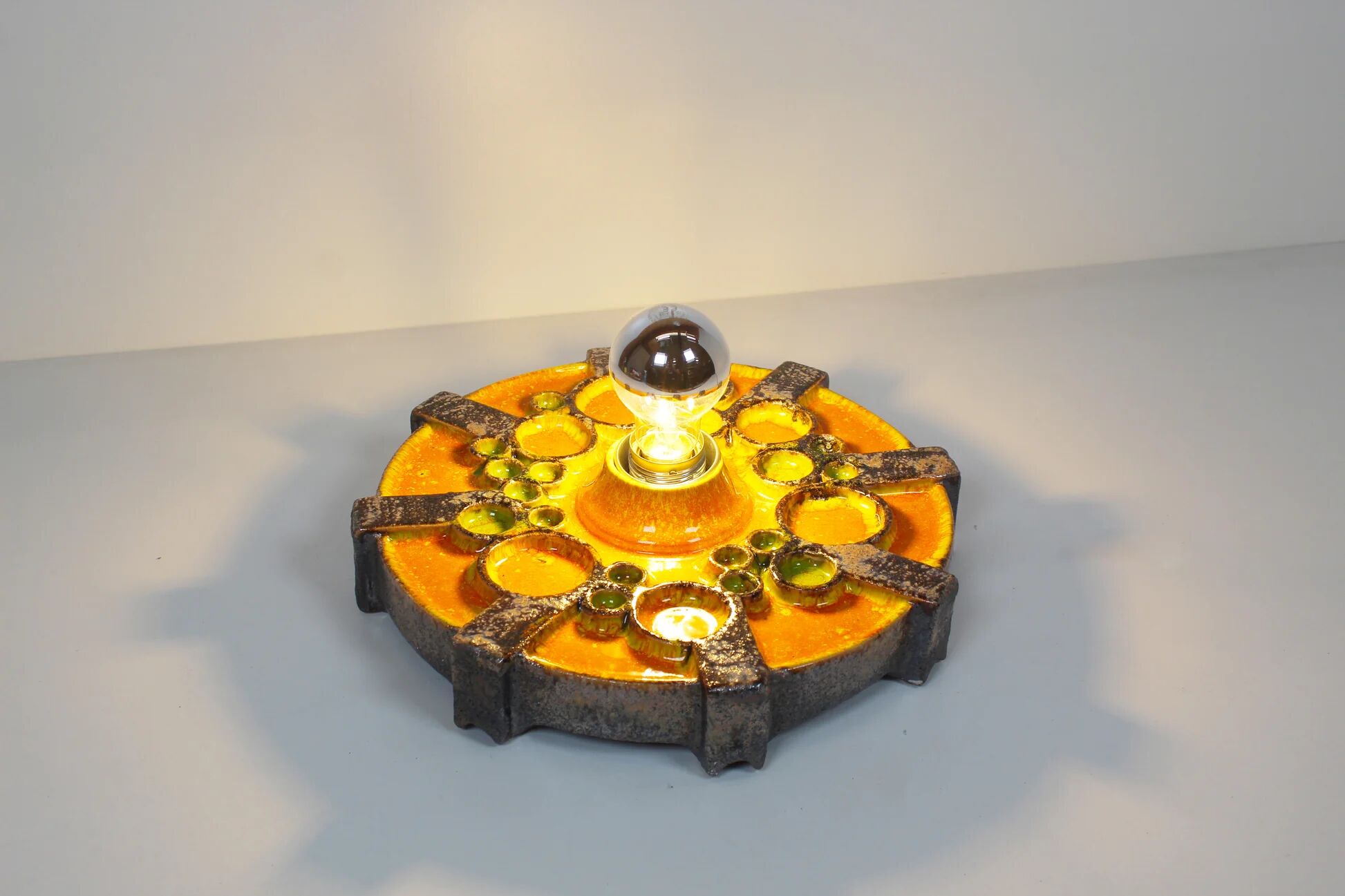 Vintage 1970s ceramic 'Fat Lava' style wall light by Hustadt Leuchten