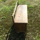 Chest bench