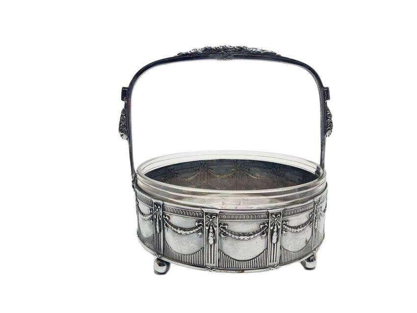 Antique Art Nouveau fruit basket, 1900s