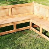 Corner bench