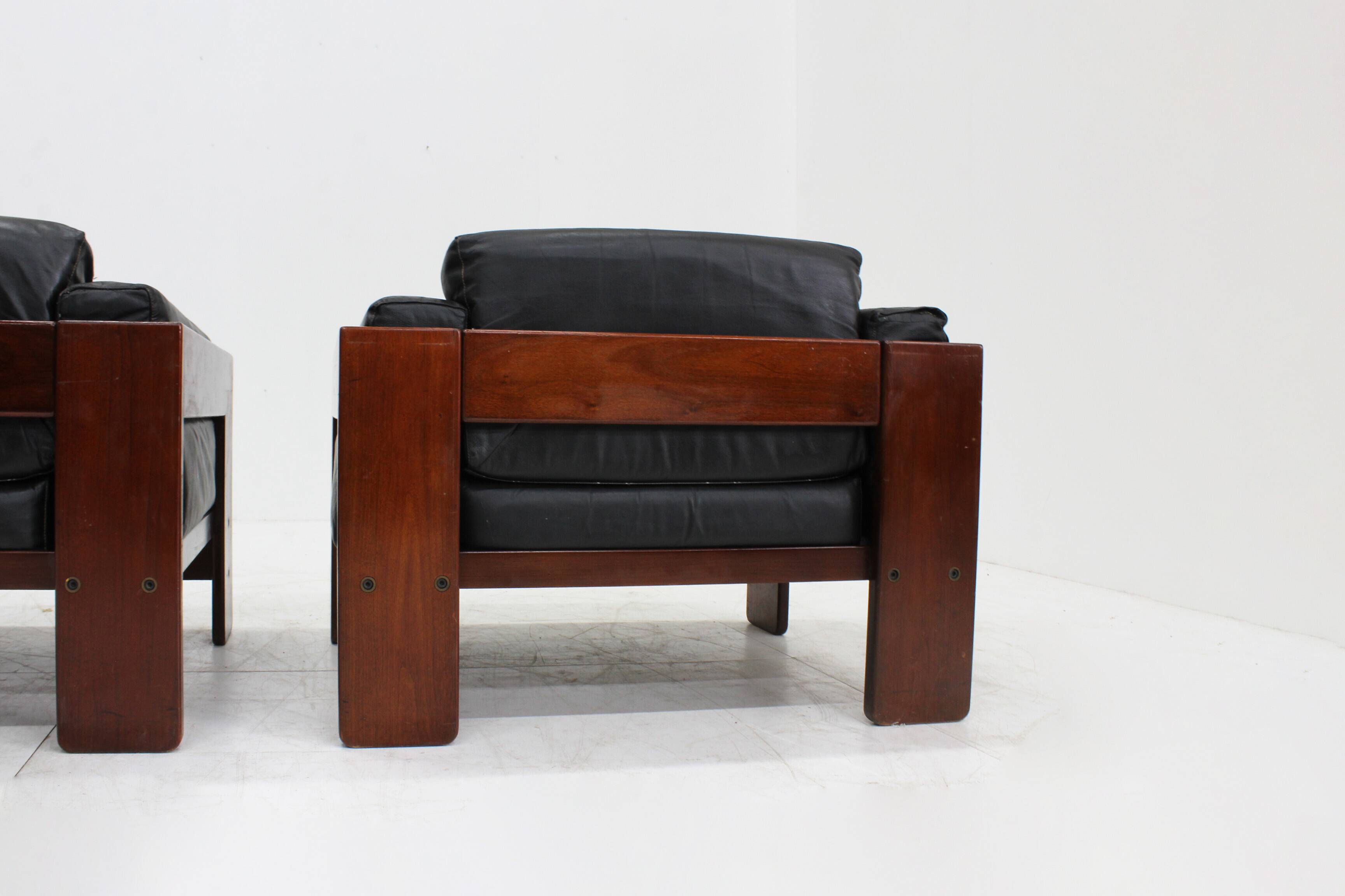 Vintage Knoll Bastiano Armchairs by Tobia Scarpa set of 2