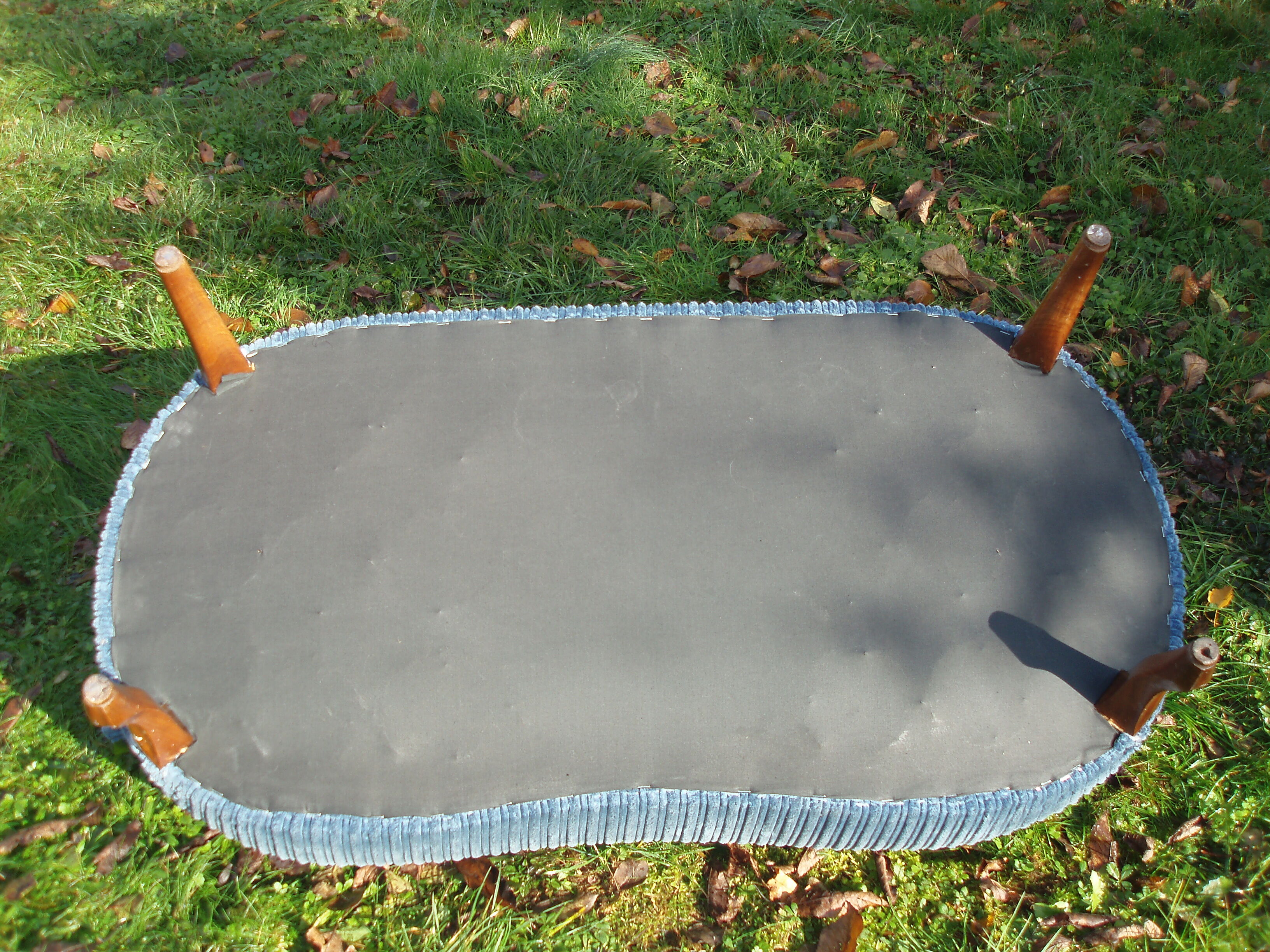 Vintage blue sofa 2 seats in velvet