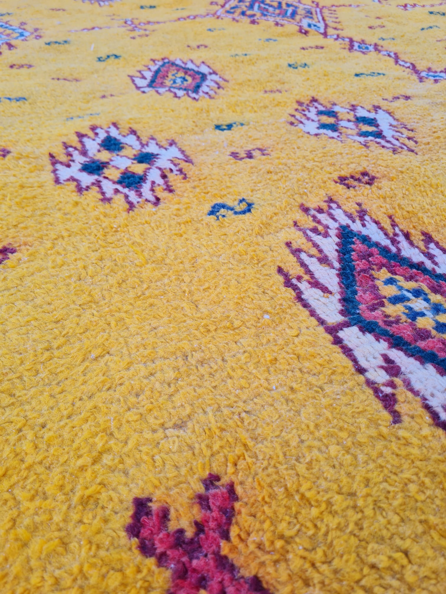 Handmade Berber carpet in wool 196 x 310cm