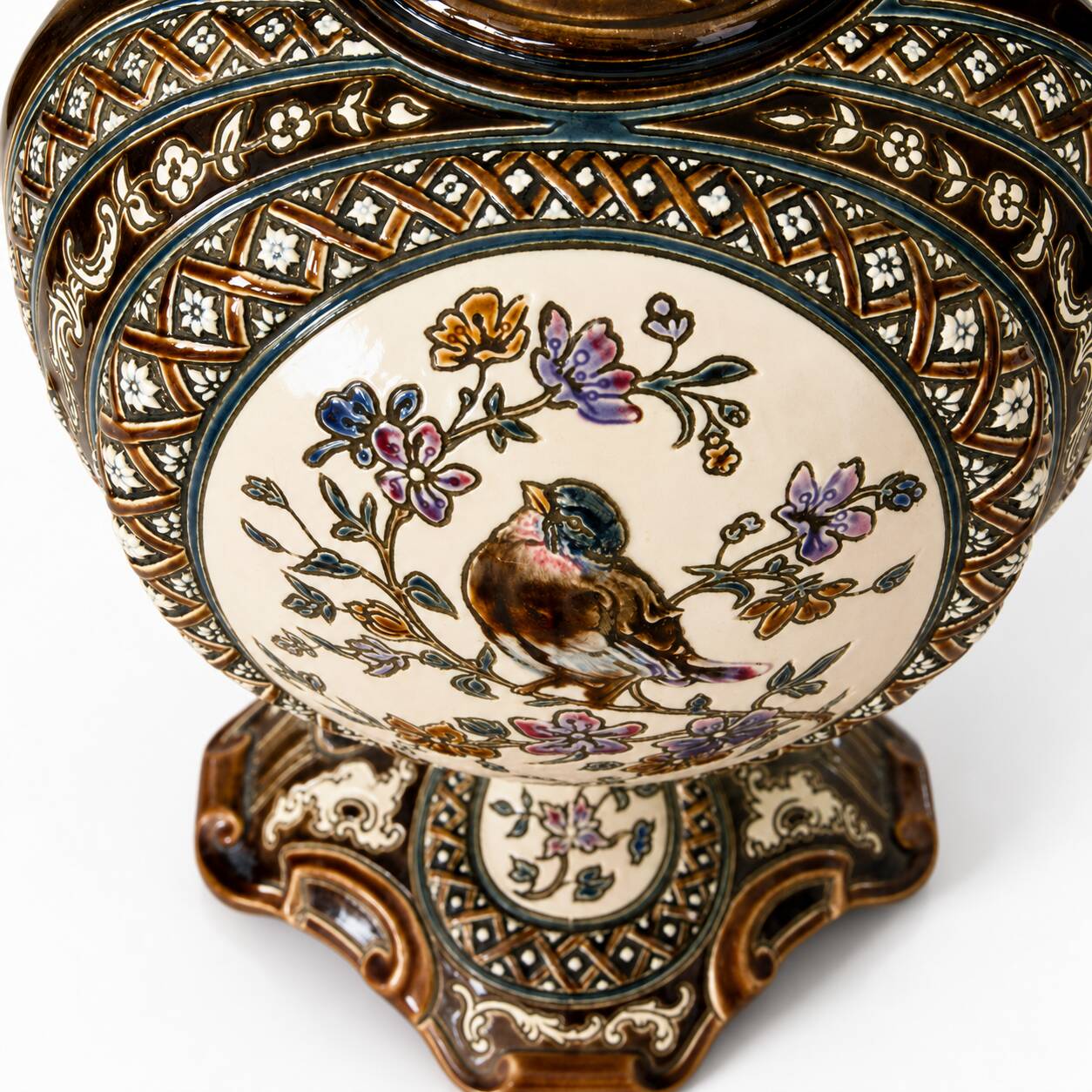 Paire de vases balustres en majolique de 1885 signés Gerbing & Stephan