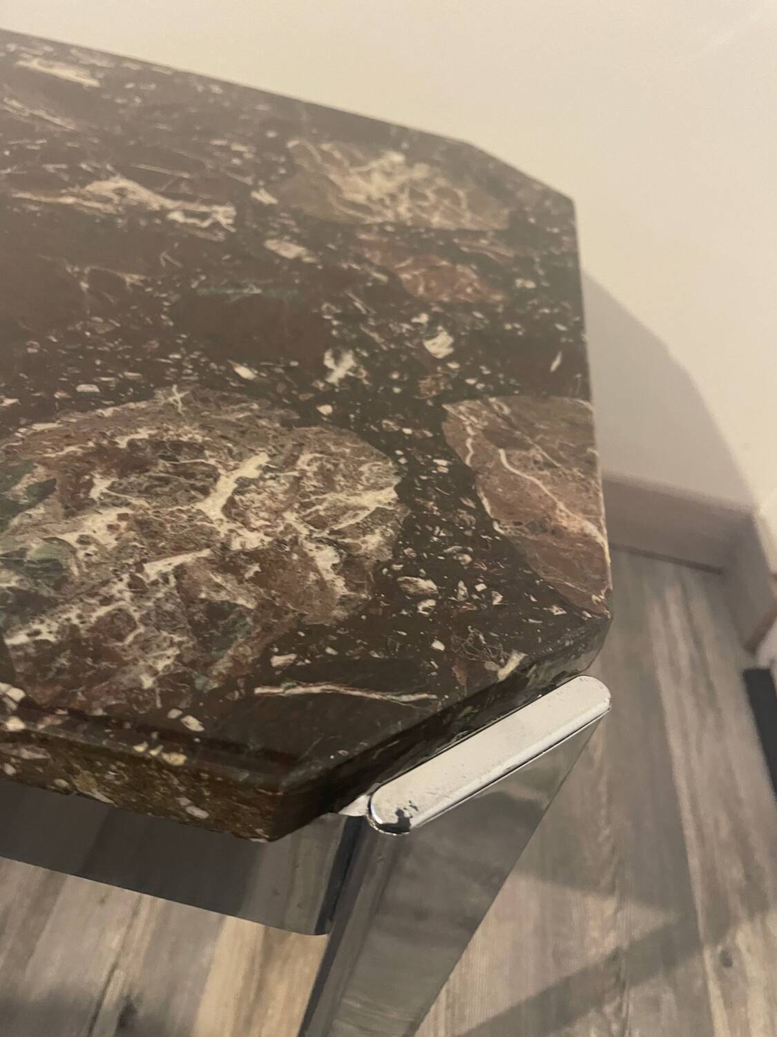 Table basse vintage roche bobois marbre pieds chromé circa 1970s