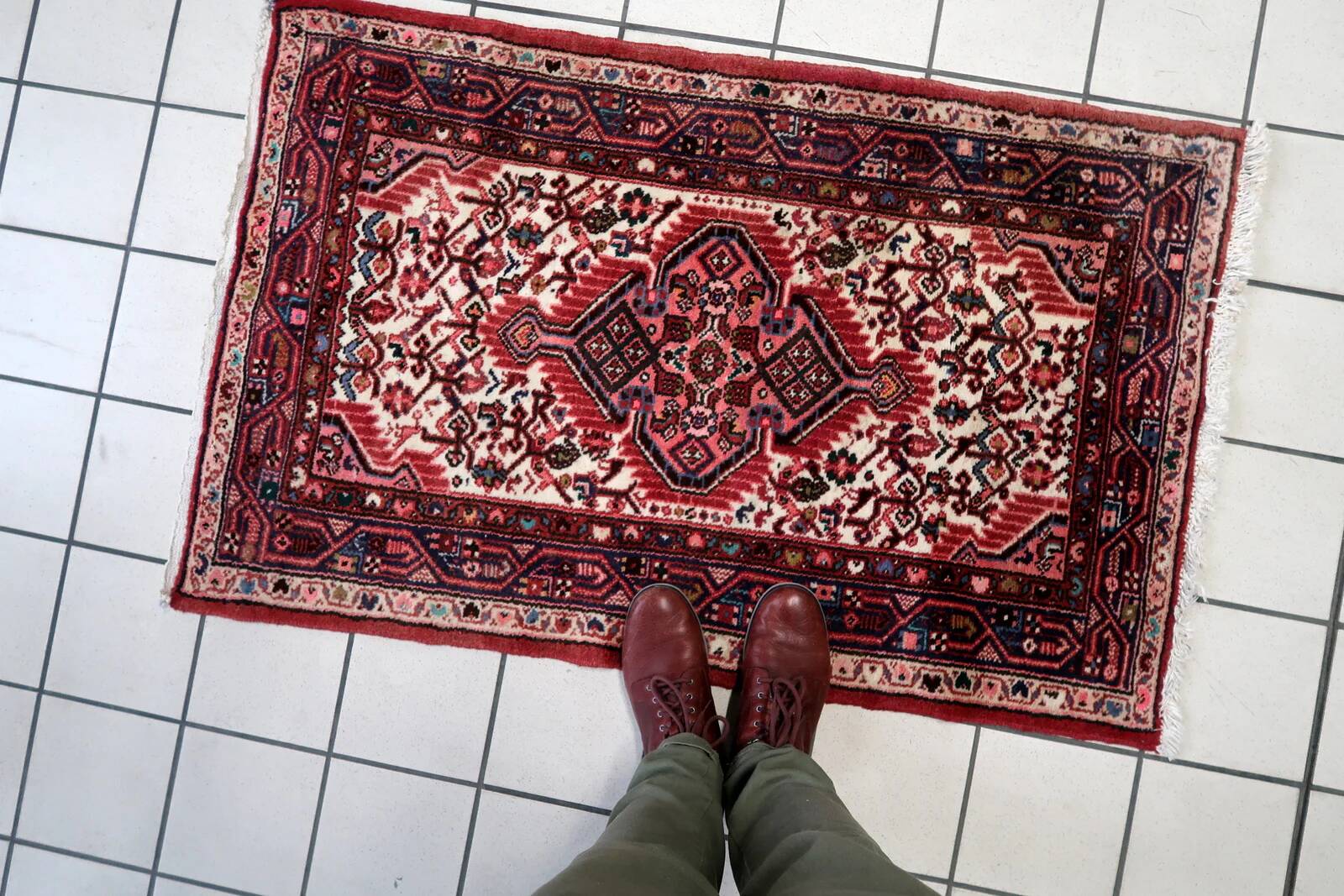 Handmade vintage Persian Hamadan rug 2.5' x 4' (77cm x 124cm), 1970s