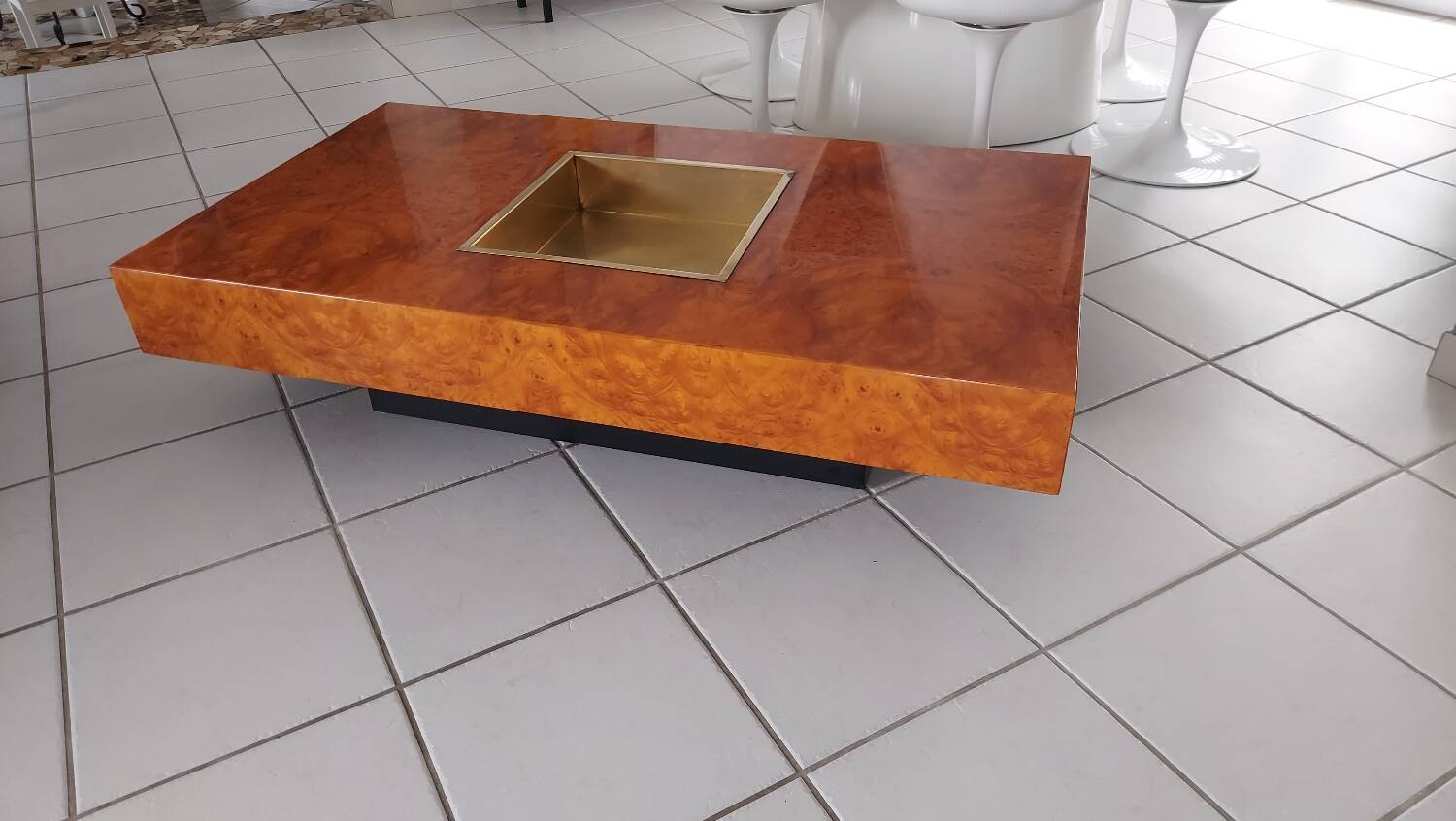 Italian designer coffee table 1970
