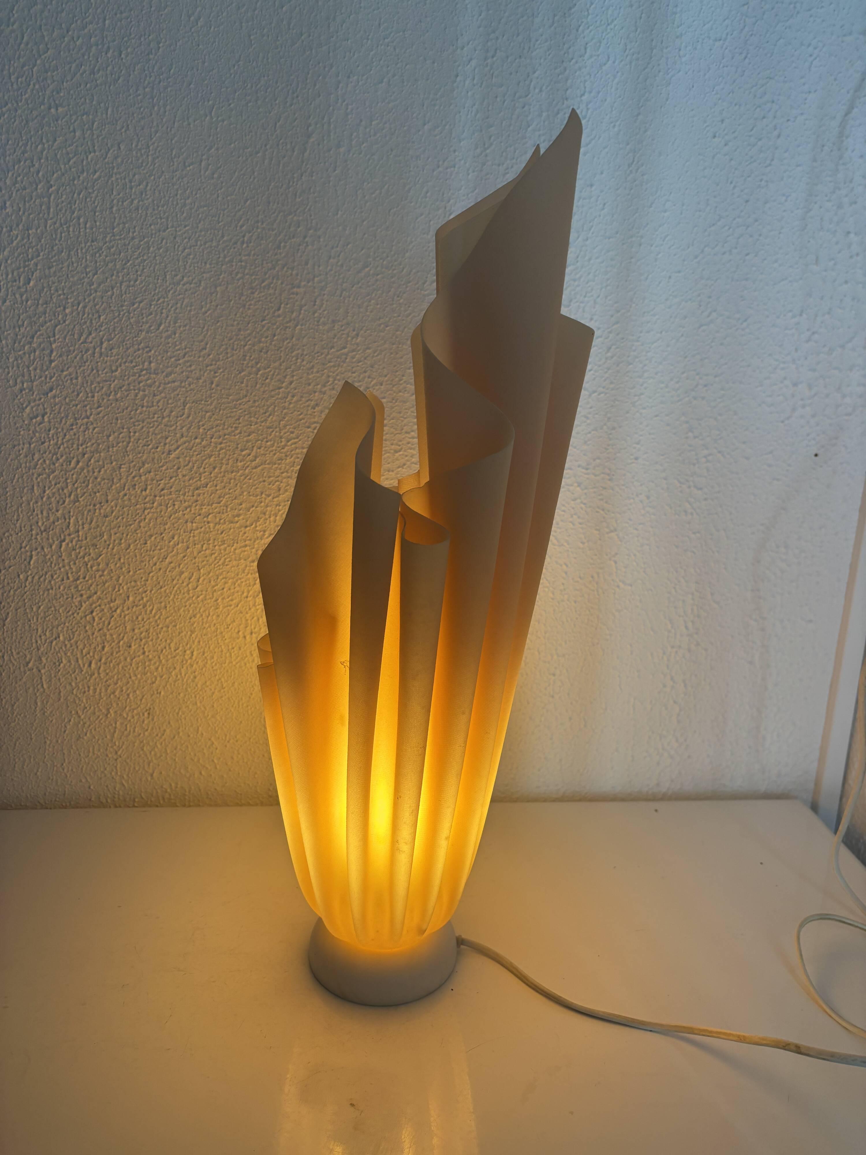 Lampe  vintage 1970 Athéna Georgia Jacob drapée saumonée - 50 cm