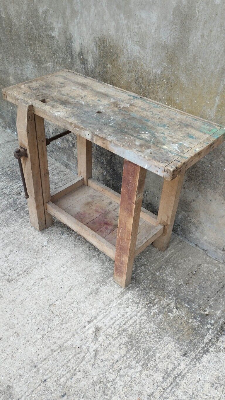 Carpenter's establishment