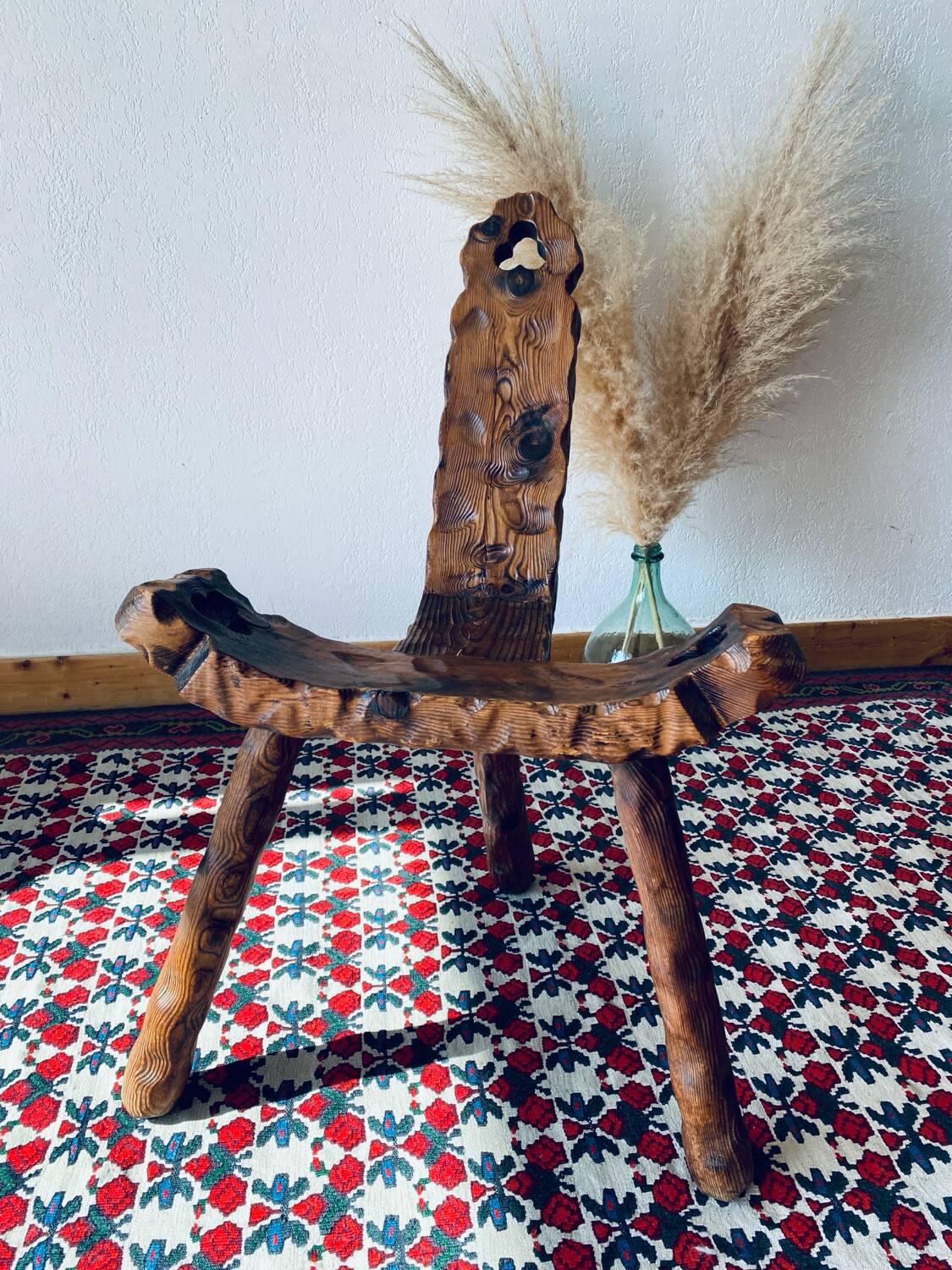 Antique tripod chair